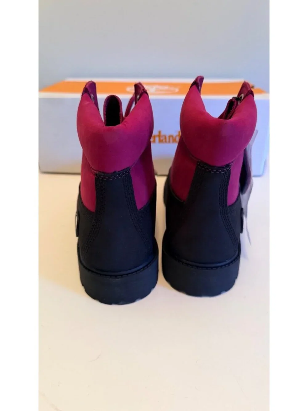 NIB Timberland Premium 6-Inch Waterproof Jr Boots Black Pink Nubuck Size 5 Boys